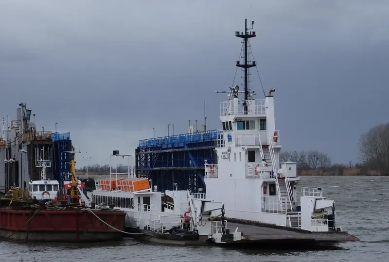 ANNE DE BRETAGNE Passenger Ship IMO 7614953 photo 5