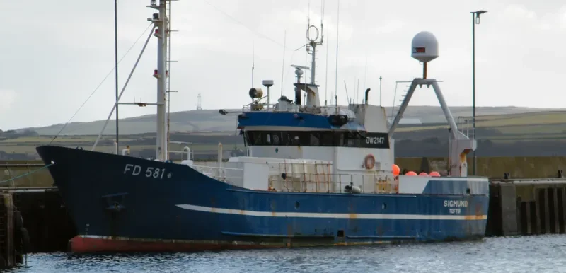 SIGMUND Fishing Vessel IMO 7616937 photo 2
