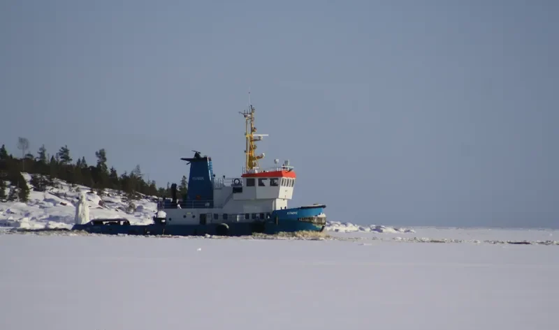 KAMPE Tug Boat IMO 7616987 photo 5