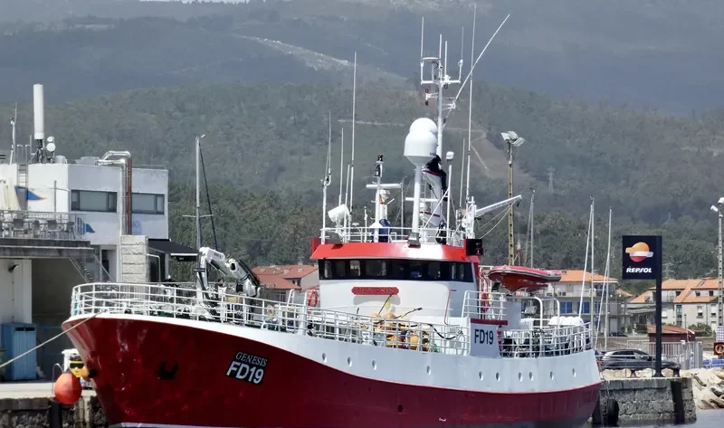 GENESIS Fishing Vessel IMO 7617010 photo 4