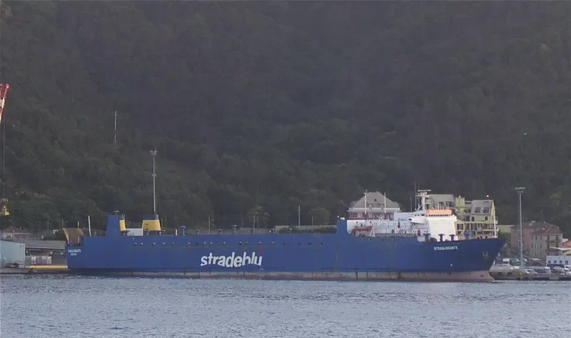 GIGANTE Ro-Ro Vessel IMO 7617735 photo 8