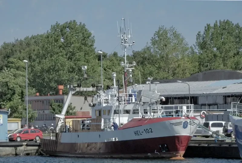 HEL 102 Fishing Vessel IMO 7625847 photo 2