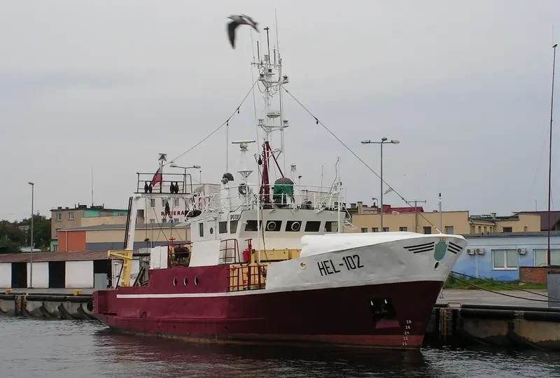 HEL 102 Fishing Vessel IMO 7625847 photo 6