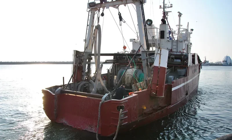 HEL 102 Fishing Vessel IMO 7625847 photo 9