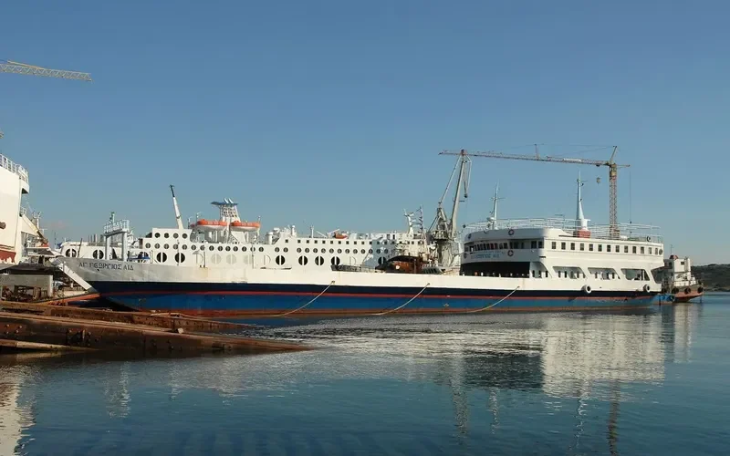 AGGEORGIOS AIDHPSOU Passenger Ship IMO 7627560 photo 2