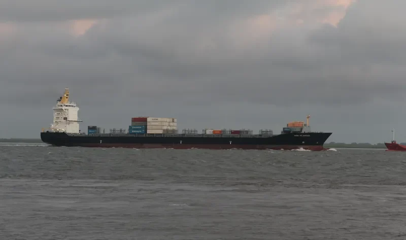 TMS EXPRESS Container Ship IMO 7628318 photo 3