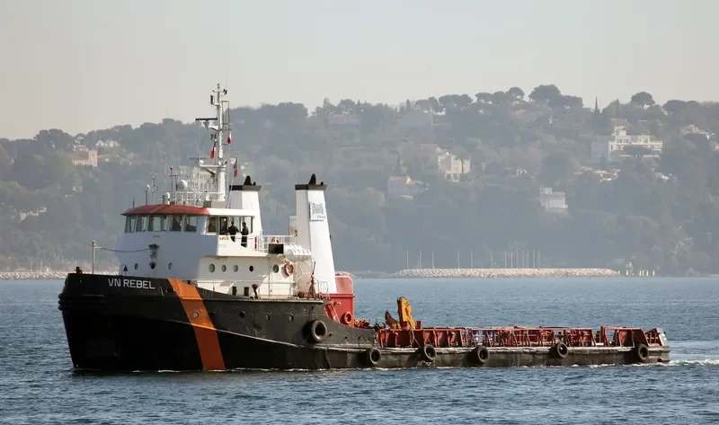 VN REBEL Offshore Vessel IMO 7633832 photo 4