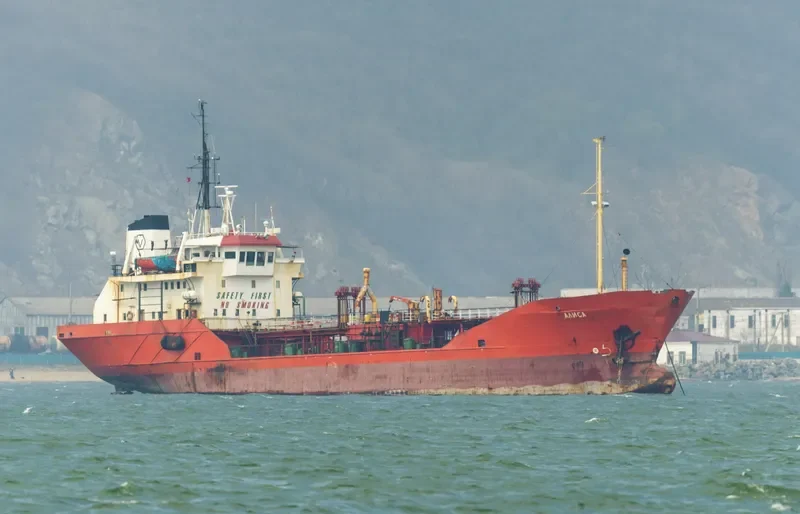 ALISA Tanker IMO 7635347 photo 6