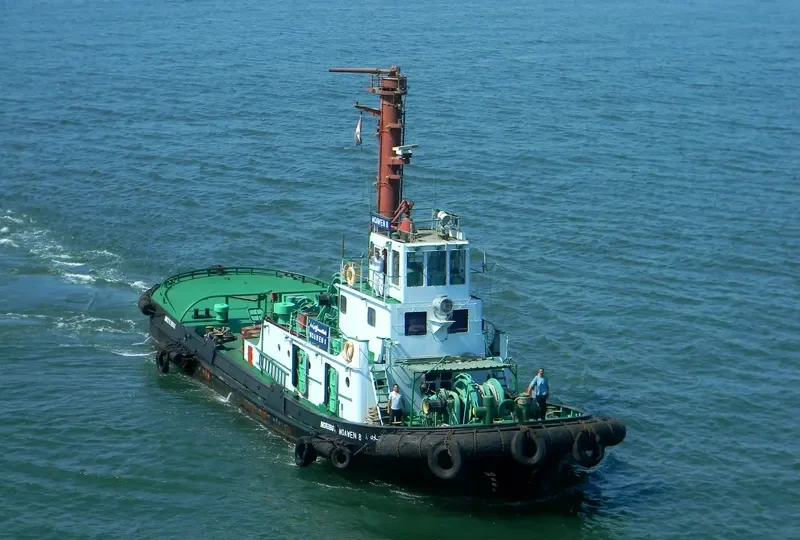 MOAWEN 8 Tug Boat IMO 7639941 photo 2