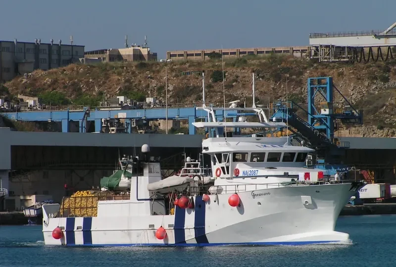 GENEVIEVE Fishing Vessel IMO 7640225 photo 5