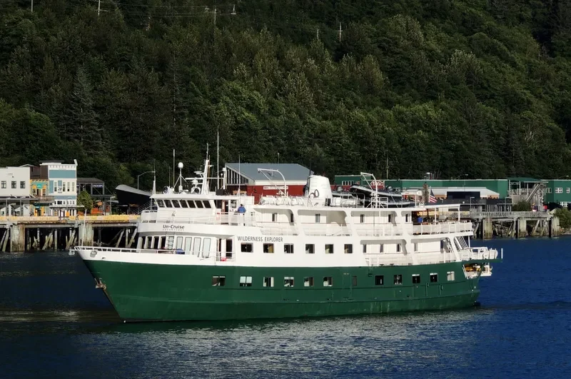 WILDERNESS EXPLORER Passenger Ship IMO 7641413 photo 5
