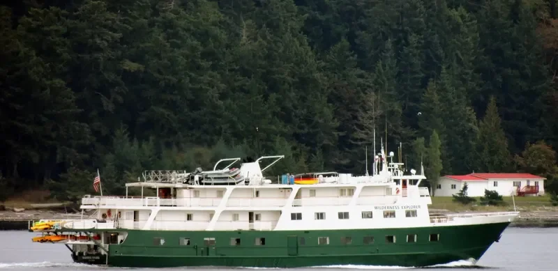 WILDERNESS EXPLORER Passenger Ship IMO 7641413 photo 9