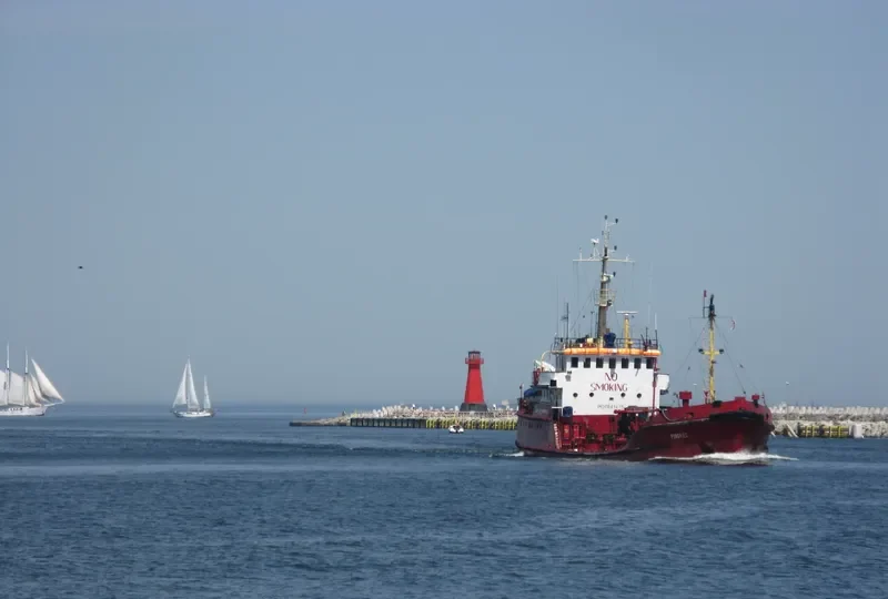 PORONIEC Tanker IMO 7641475 photo 6