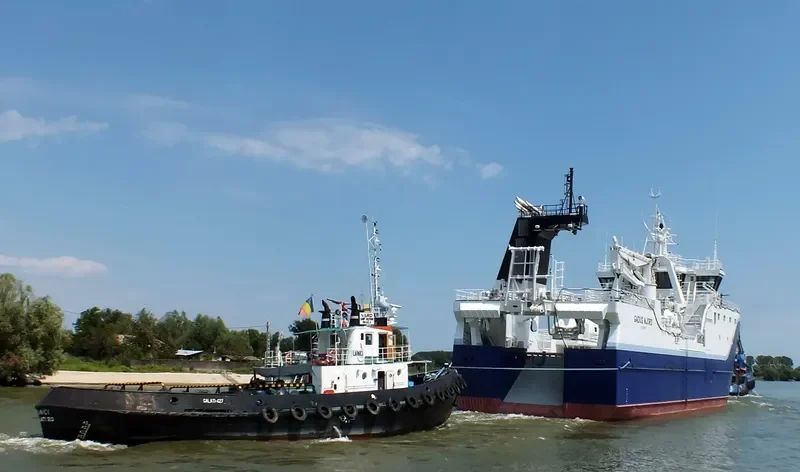 LAINICI Tug Boat IMO 7642027 photo 4