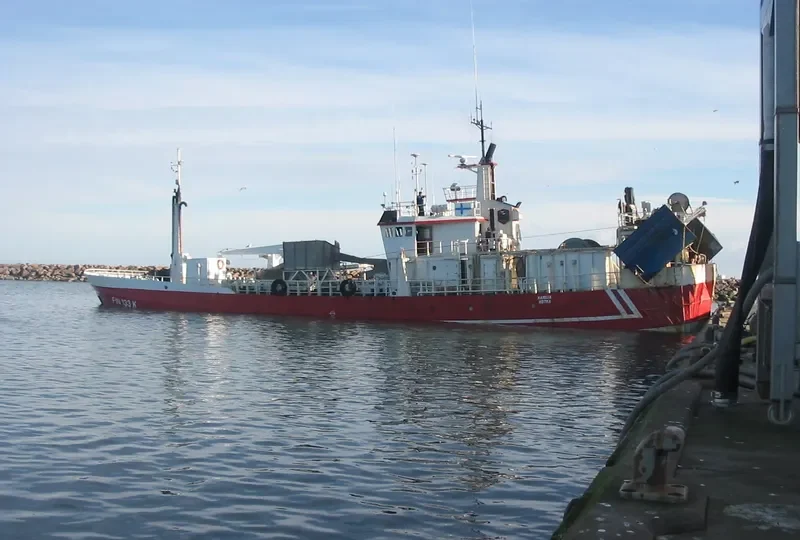 KARELIA Fishing Vessel IMO 7647479 photo 4