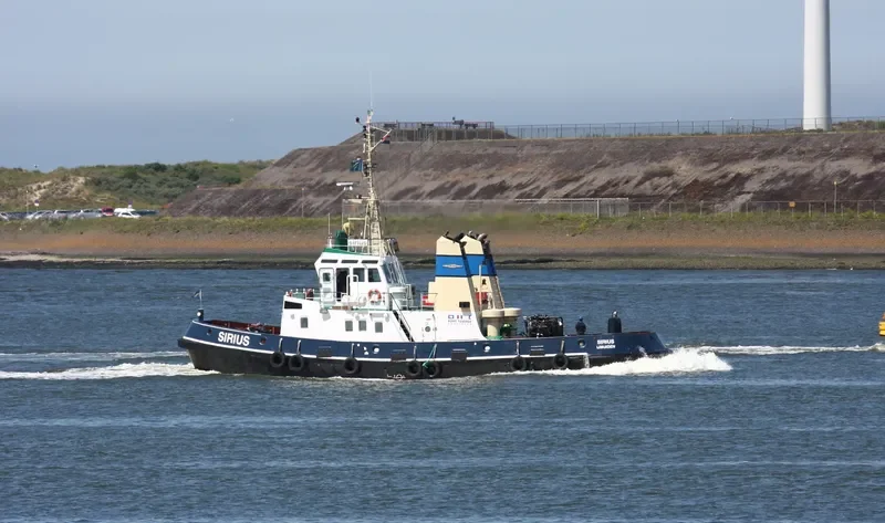 SIRIOS Tug Boat IMO 7700180 photo 2