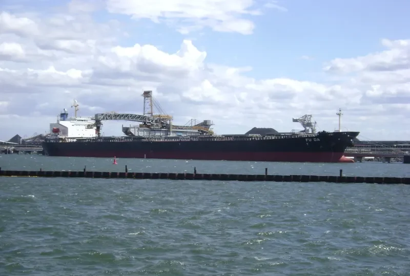 FU DA Bulk Carrier IMO 7701330 photo 7