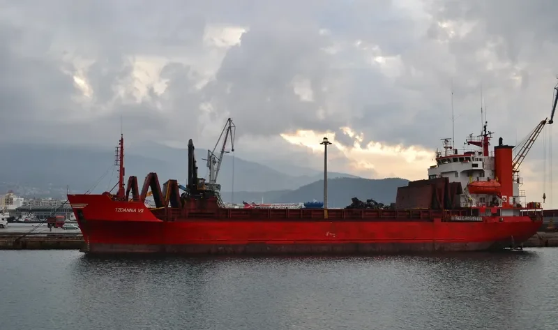 LADY J General Cargo IMO 7702554 photo 3