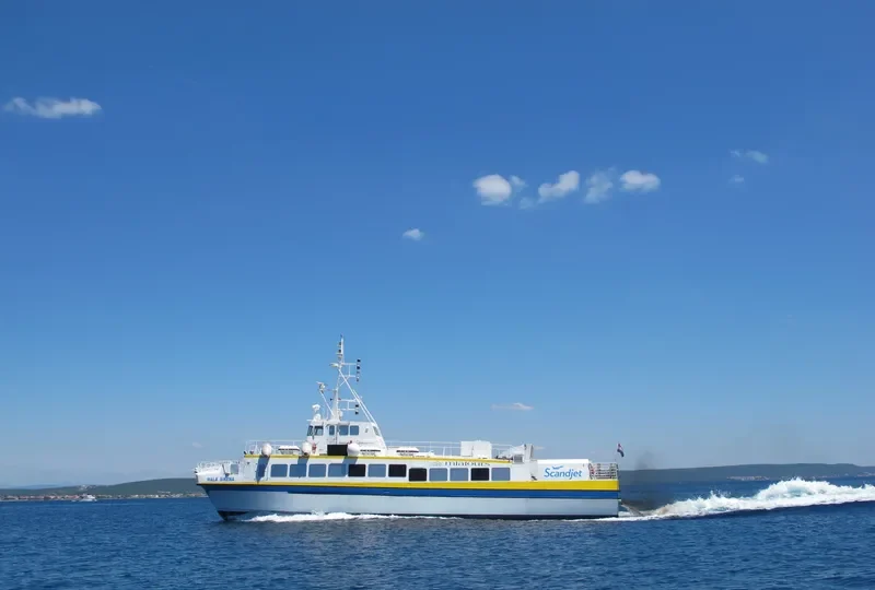 MALA SIRENA Passenger Ship IMO 7705128 photo 3