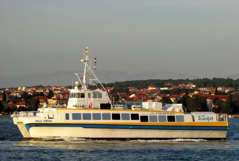 MALA SIRENA Passenger Ship IMO 7705128 photo 6