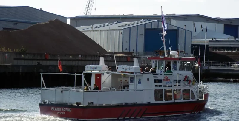 RIVER ESCAPES FORTUNA Passenger Ship IMO 7707530 photo 8