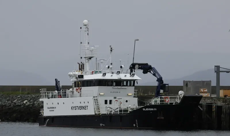 NITROX Pollution Control Vessel IMO 7712949 photo 6