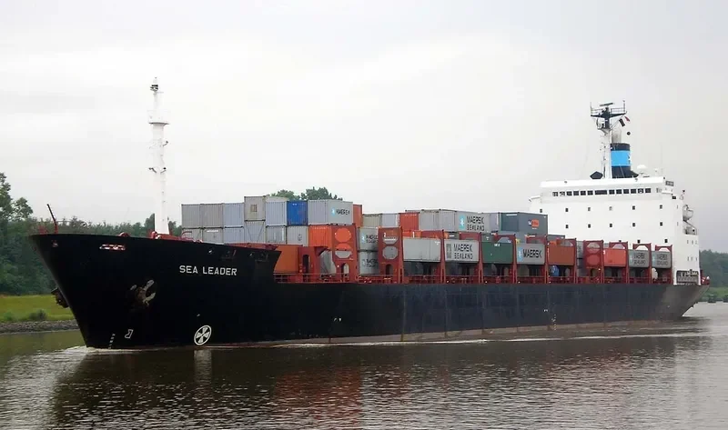 MSC LEADER Container Ship IMO 7714325 photo 4