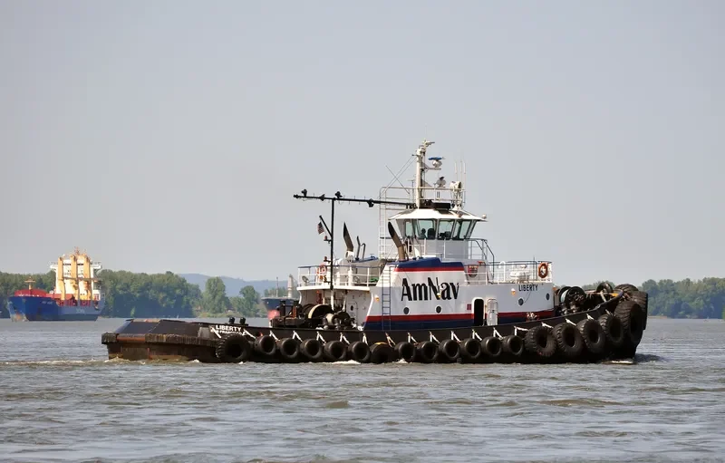 LIBERTY Tug Boat IMO 7717626 photo 7