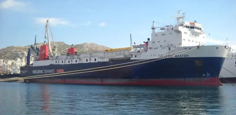 MASTER Ro-Ro IMO 7718527 photo 7