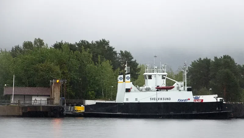 SVELVIKSUND Ro-Ro IMO 7719935