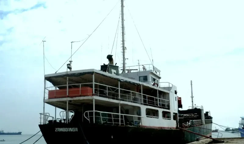 ROSALINDA General Cargo IMO 7724693 photo 2