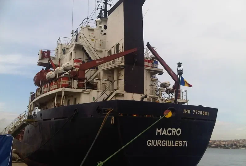 MACRO Bulk Carrier IMO 7725582 photo 7