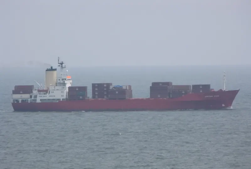 BRITAIN STAR Container Ship IMO 7727516 photo 2