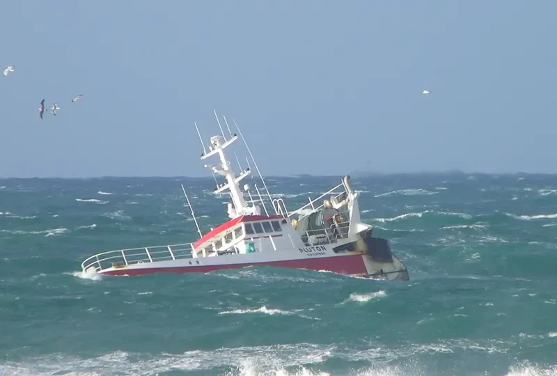 PLUTON Fishing Vessel IMO 7730068 photo 5