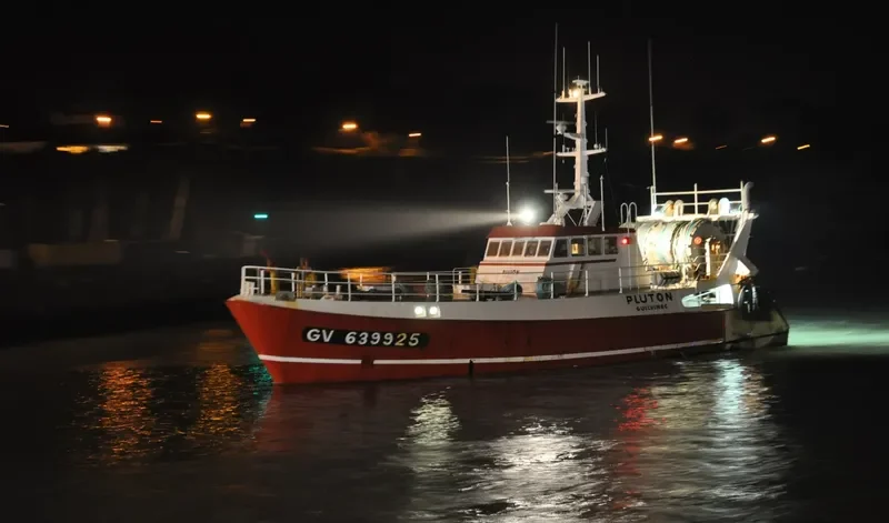 PLUTON Fishing Vessel IMO 7730068 photo 8