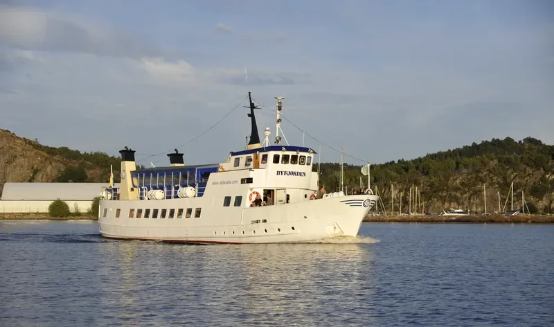 BYFJORDEN Passenger Ship IMO 7734741 photo 3