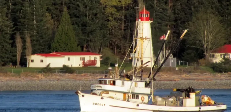 OREGON Fishing Vessel IMO 7738448 photo 10