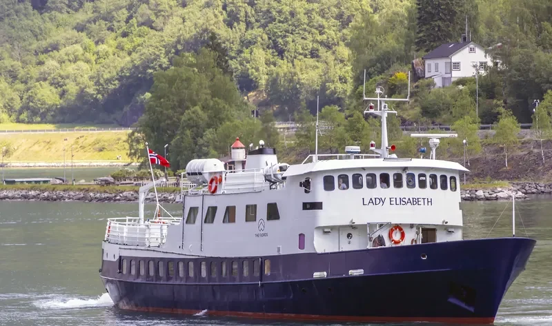 LADY ELISABETH Passenger Ship IMO 7742695 photo 7