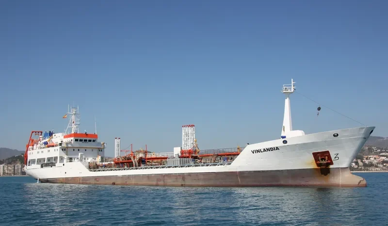 VINLANDIA Tanker IMO 7800100 photo 7