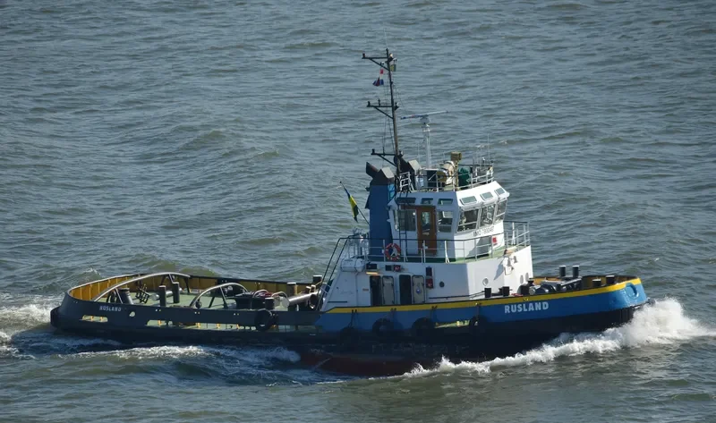 UREKA XIII Tug Boat IMO 7800497 photo 7