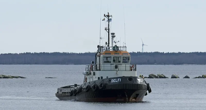 DELFI Tug Boat IMO 7800502 photo 10