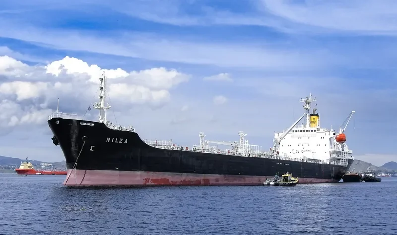 ISLA Tanker IMO 7801726 photo 5
