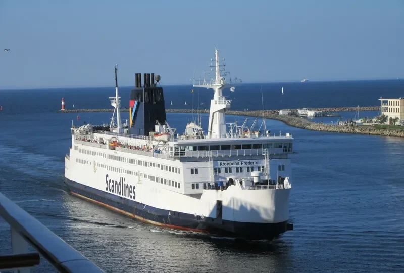 KRONPRINS FREDERIK Ro-Ro IMO 7803205