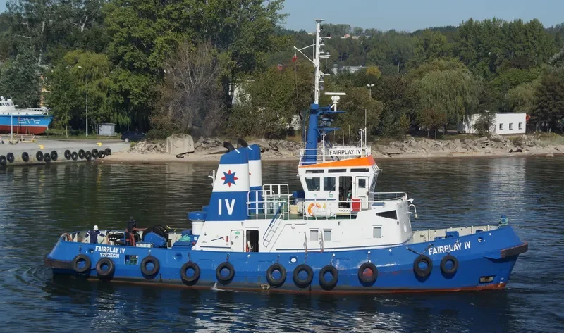 FAIRPLAY IV Tug Boat IMO 7803451 photo 3