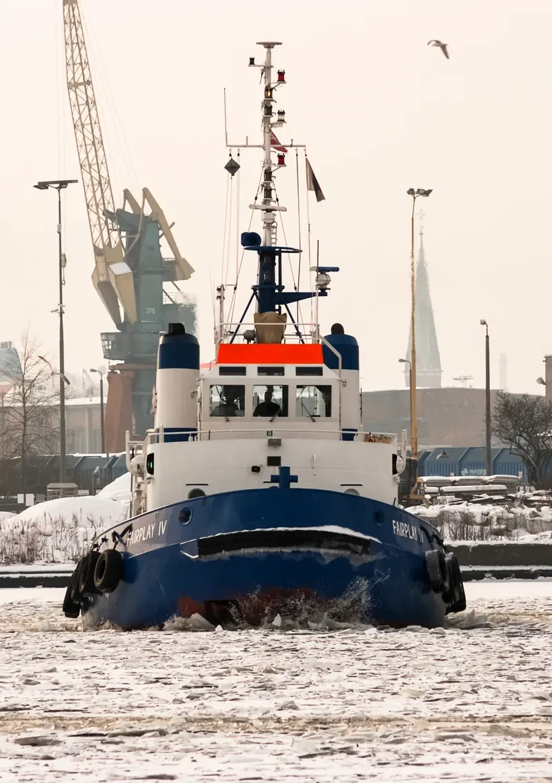 FAIRPLAY IV Tug Boat IMO 7803451 photo 4