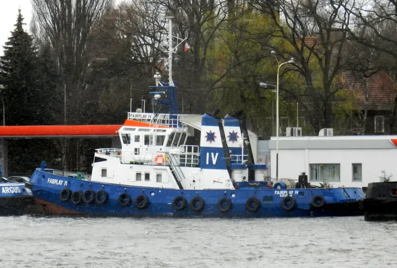 FAIRPLAY IV Tug Boat IMO 7803451 photo 5