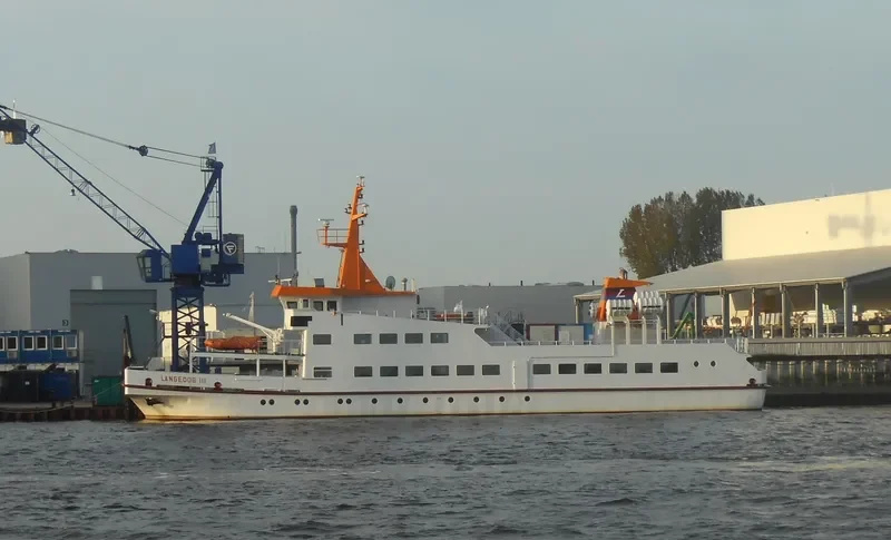 LANGEOOG III Passenger Ship IMO 7811135 photo 2
