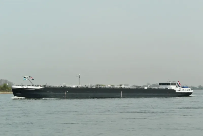 ROVER Tanker IMO 7812256 photo 4