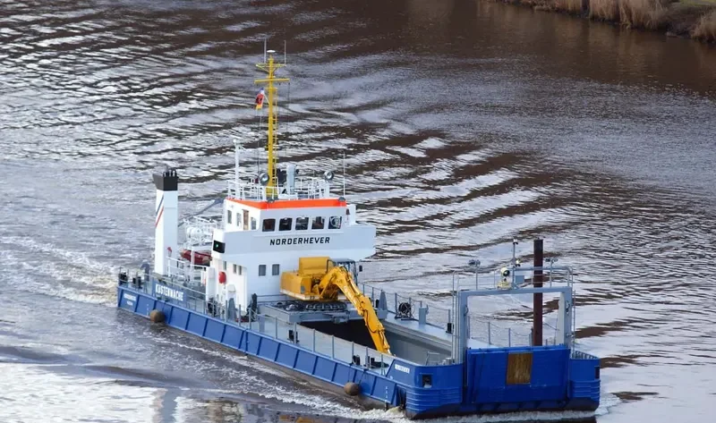 NORDERHEVER Pollution Control Vessel IMO 7812737 photo 2