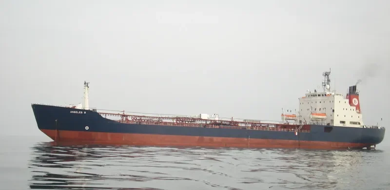 ANGELES B Tanker IMO 7813327 photo 2